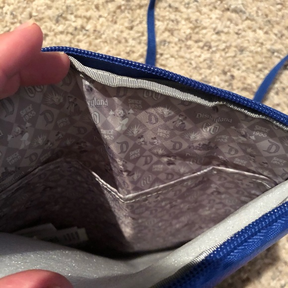 60th Anniversary Diamond Celebration Bag - Picture 4 of 5